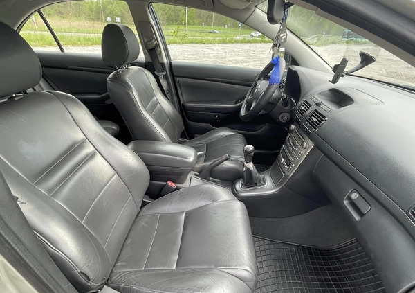 Toyota Avensis cena 10400 przebieg: 249000, rok produkcji 2003 z Jaworzno małe 79
